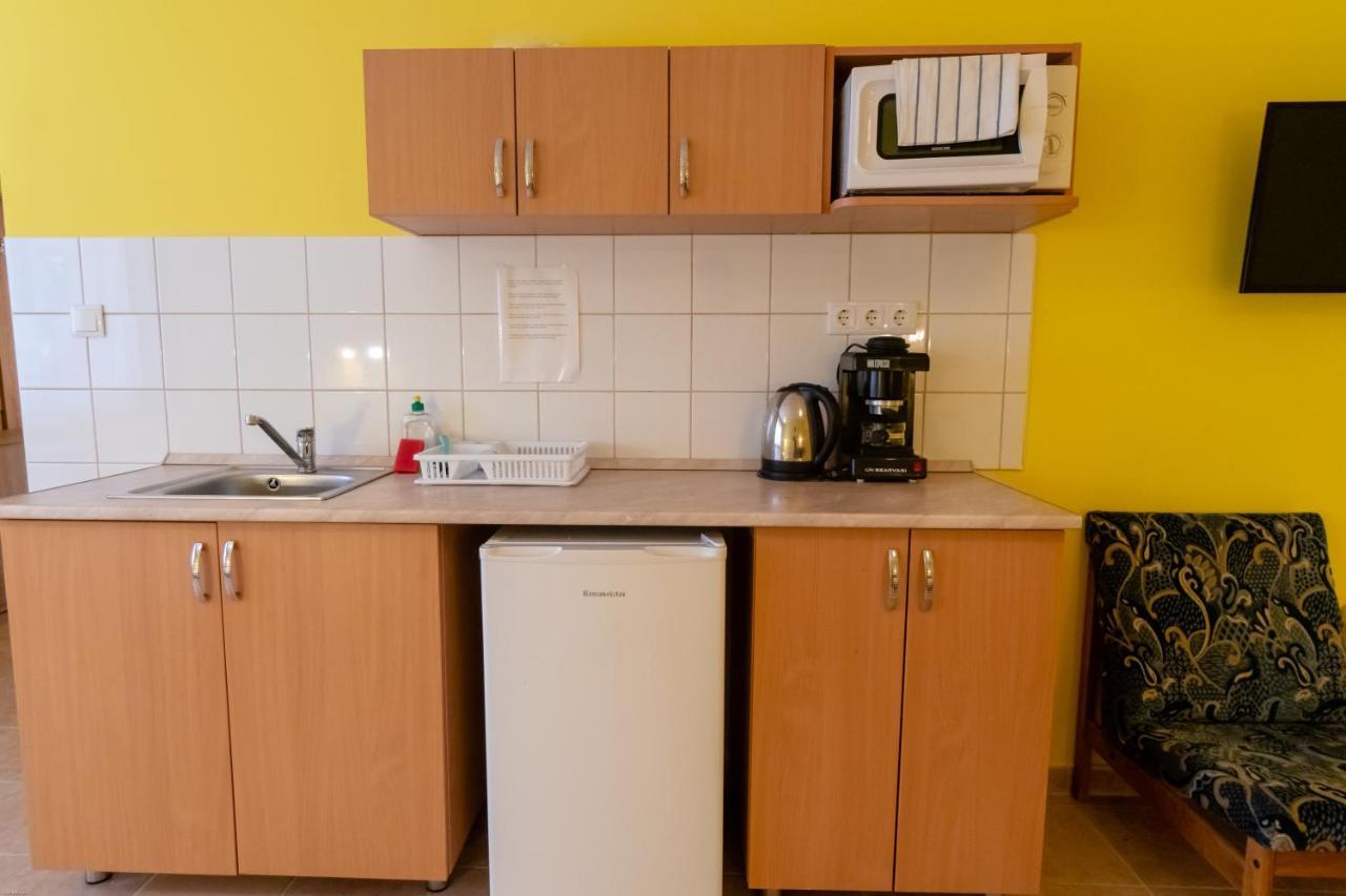 Izabella Panzio Bed & Breakfast Hajdúszoboszló Екстериор снимка