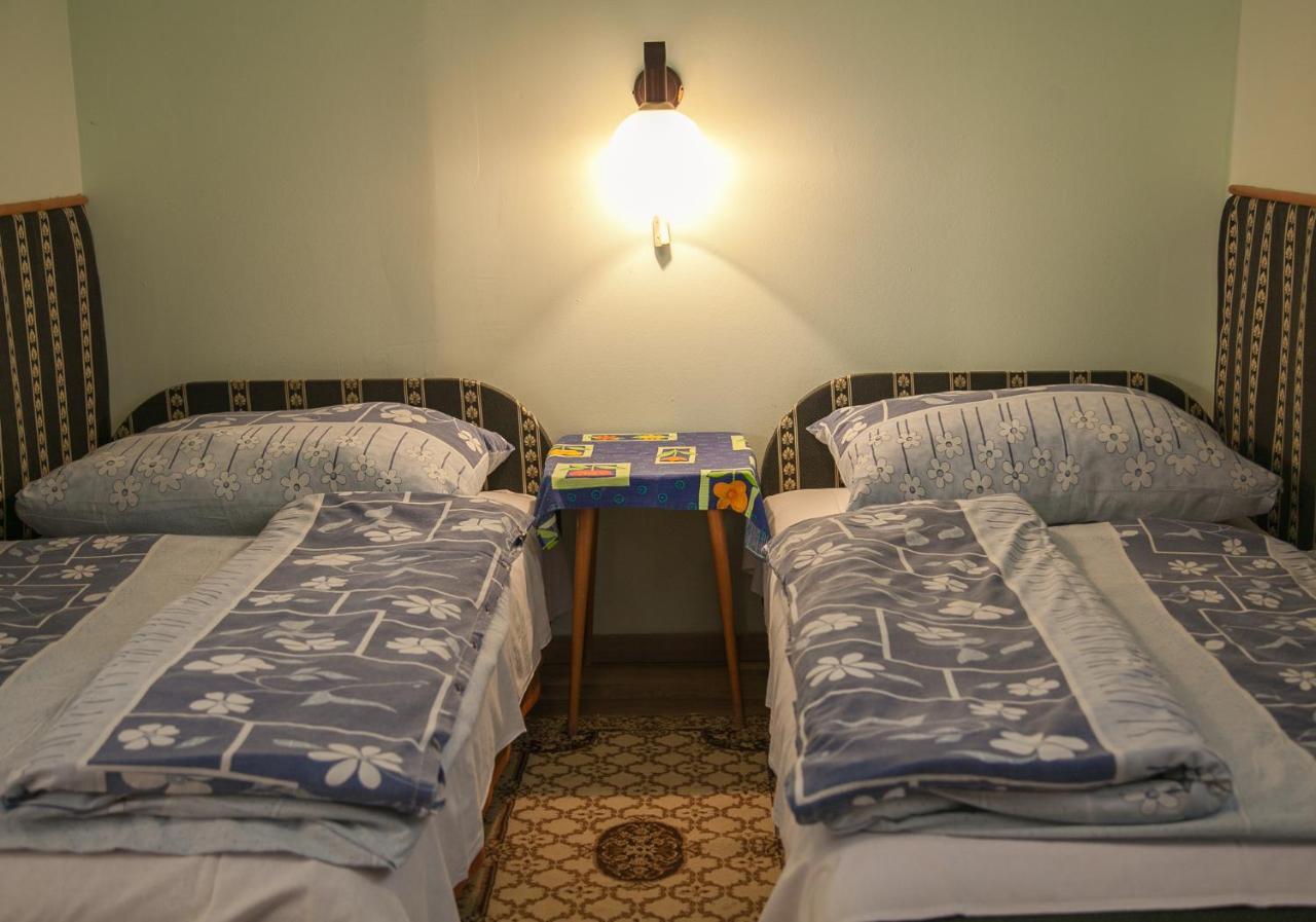 Izabella Panzio Bed & Breakfast Hajdúszoboszló Екстериор снимка