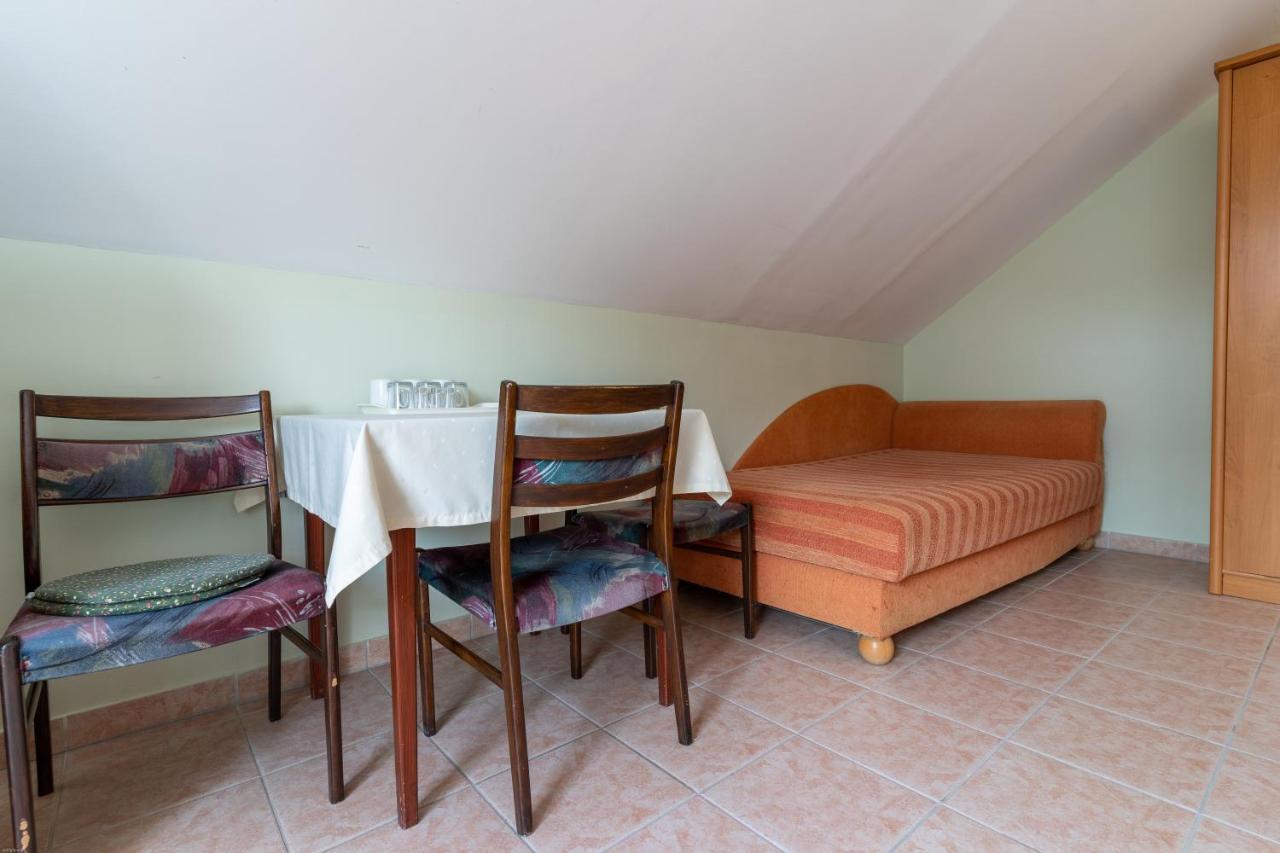 Izabella Panzio Bed & Breakfast Hajdúszoboszló Екстериор снимка