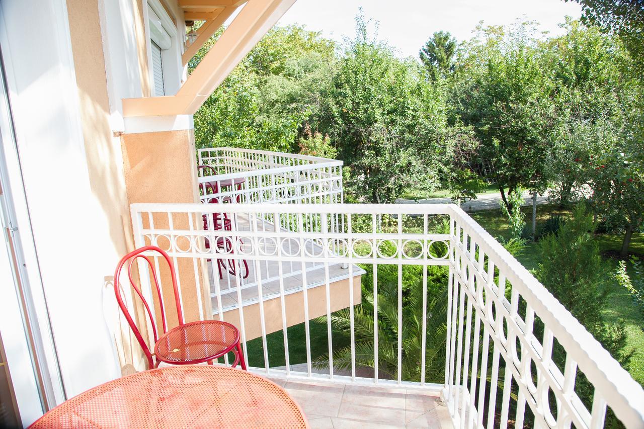 Izabella Panzio Bed & Breakfast Hajdúszoboszló Екстериор снимка