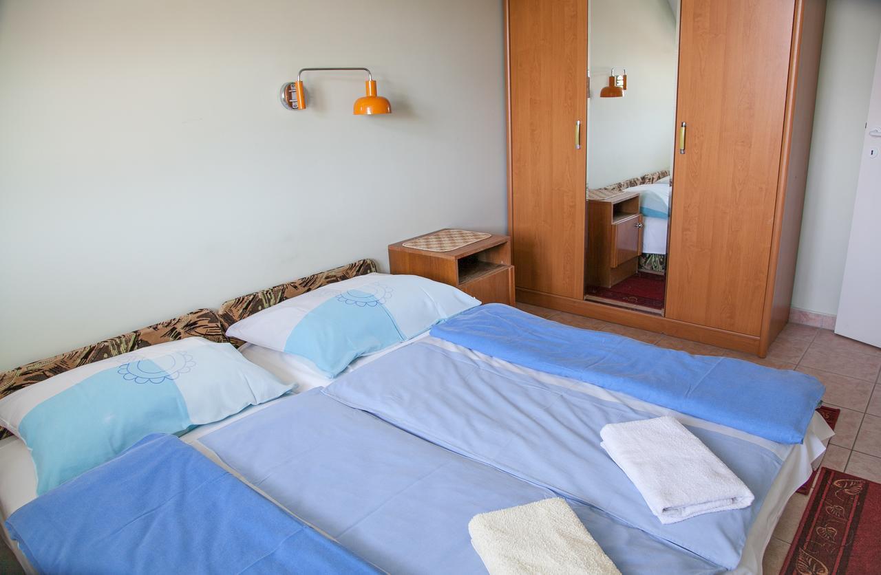 Izabella Panzio Bed & Breakfast Hajdúszoboszló Екстериор снимка